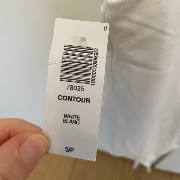 NWT Aritzia Babaton white body suit - Picture 4 of 5